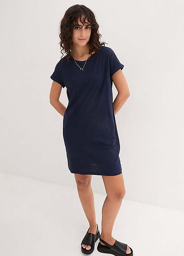 loose fitting t shirt dress