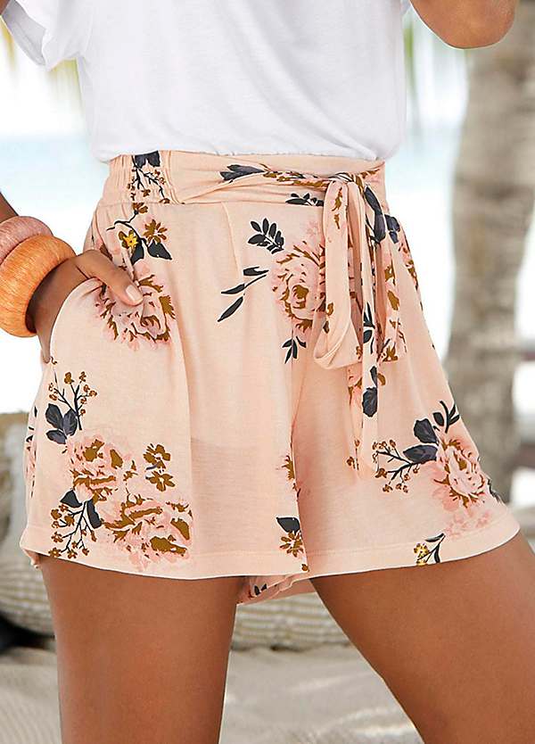 loose patterned shorts